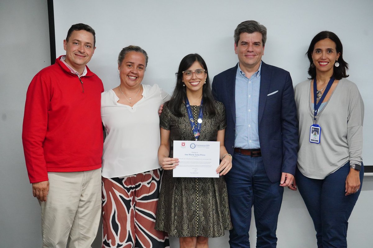 #OrgulloCES 🤩 Celebramos la entrega de certificados a los estudiantes que participaron y ganaron la convocatoria del Semestre Especial de Internacionalización que se realizará en la Universidad de Talca en Chile @UTalca 👏🤝. ¡Felicidades a todos los ganadores!💙.