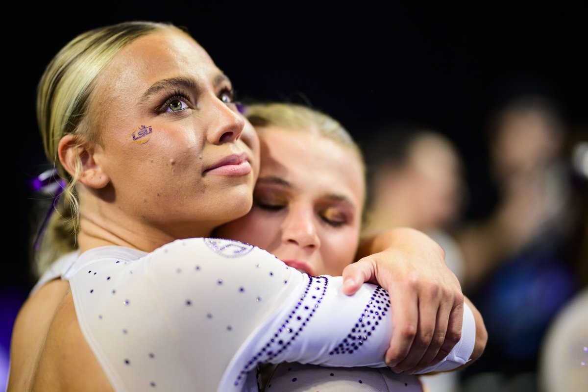 LSUgym tweet picture