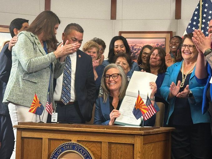 Hell yes, Arizona Governor Katie Hobbs has officially signed the repeal of the state's draconian 1864 confederate abortion ban. 💙🇺🇸