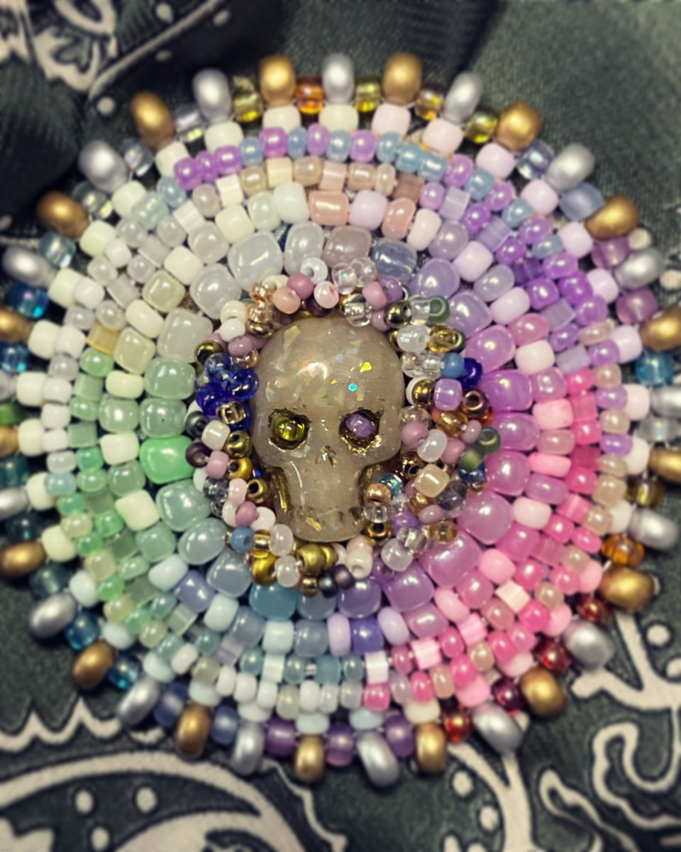 #couture #beadwork #calavera #skull by #designer #saraesquivel for @thirteen_eagle #artstudio #beadweaving