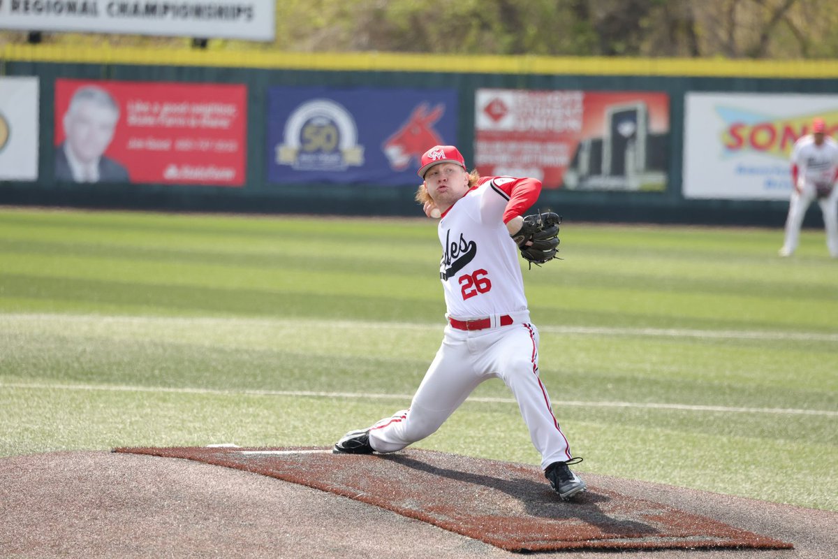 Congratulations to 2019 Staley Baseball Alum, Jake Wilson, on receiving 2nd Team All-MIAA Pitcher. The #2 ranked University of Central Missouri (43-6) begin postseason play Friday, 5/3, at 6PM against Fort Hays State. Good luck to Jake and the Mules. @SHSFalcons @N2SportsStaley