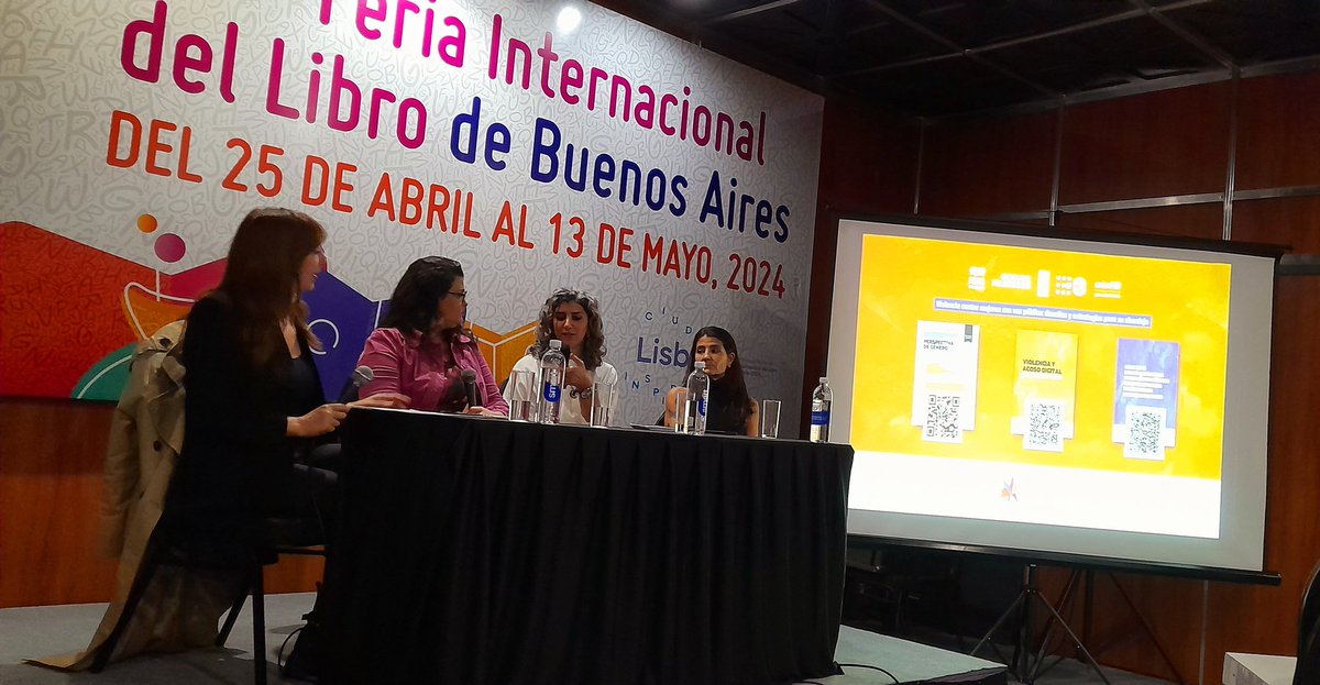 📣 #Ahora en Feria del Libro conversatorio: “Violencia contra mujeres con voz pública: desafíos y estrategias para su abordaje*”. Gracias Marina Abiuso, Julia López, Mariana Iglesias
Organizado por @UNFPAargentina
@GeneroRed @ONUMujeres @UNICEFargentina