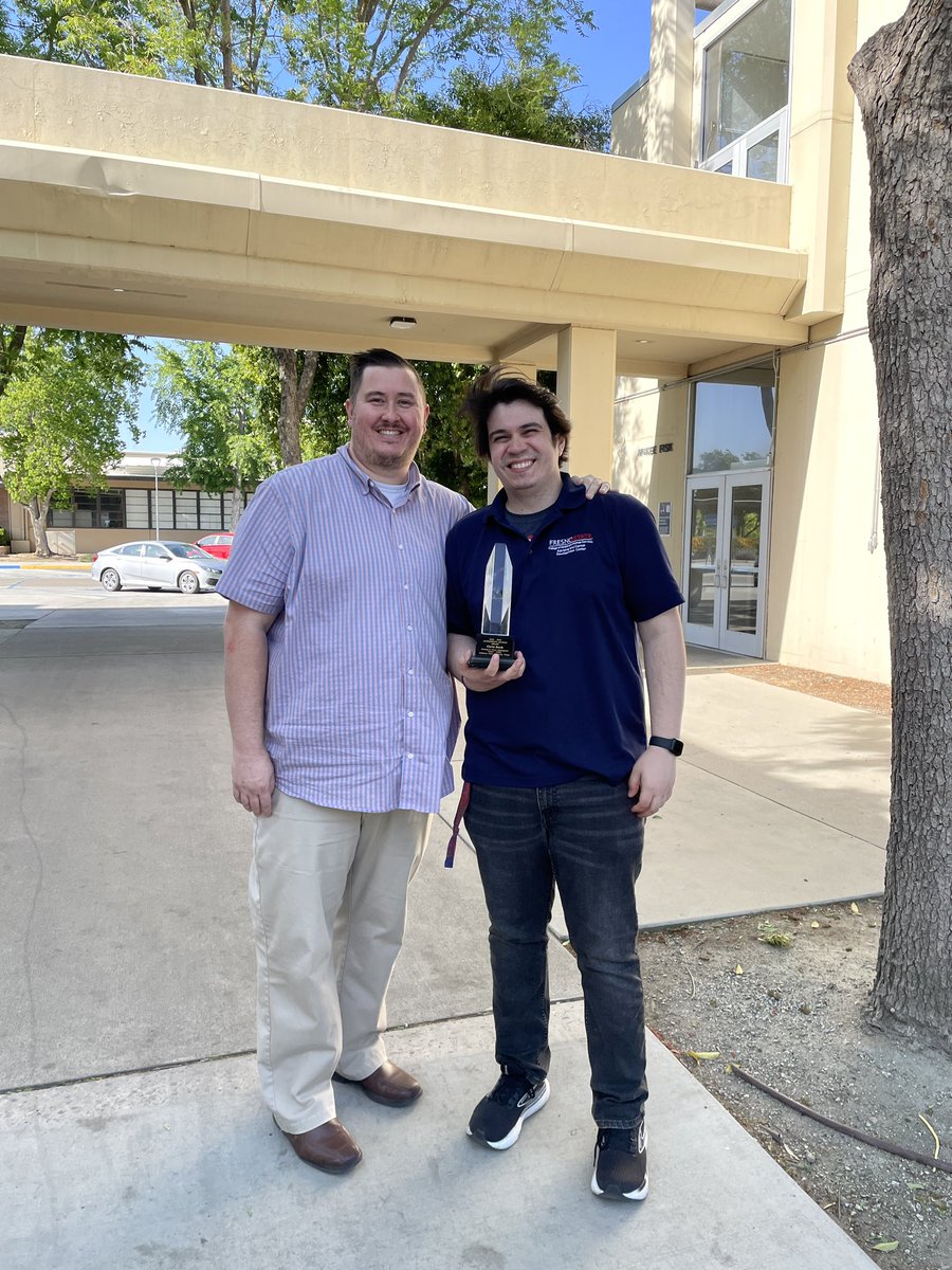Congrats to CHHS advisor Chris Beck for winning the Outstanding Advisor Award!🗝️🌟 A former student asst &amp; peer advisor with our office during his undergrad as a <a href="/FSHistory/">Fresno State History Department</a> &amp; Chicano Studies Major, we have the pleasure of working alongside him now as a campus advisor.