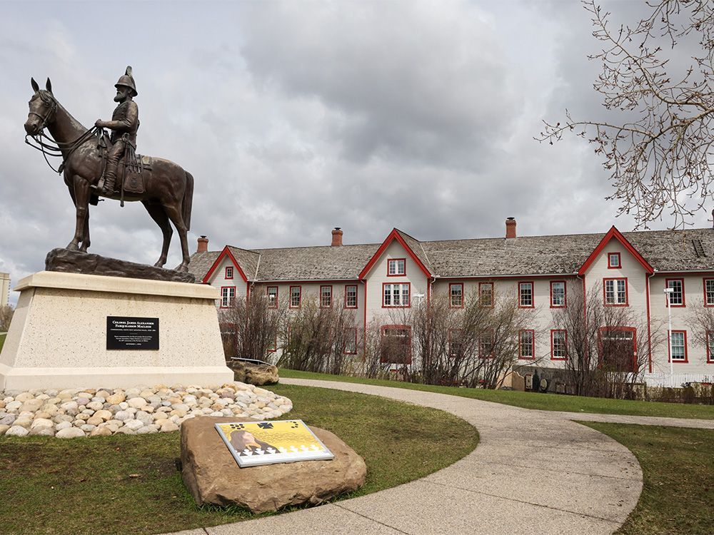 'More stories of history': Fort Calgary rebrands as the Confluence Historic Site and Parkland #yyc calgaryherald.com/news/local-new…