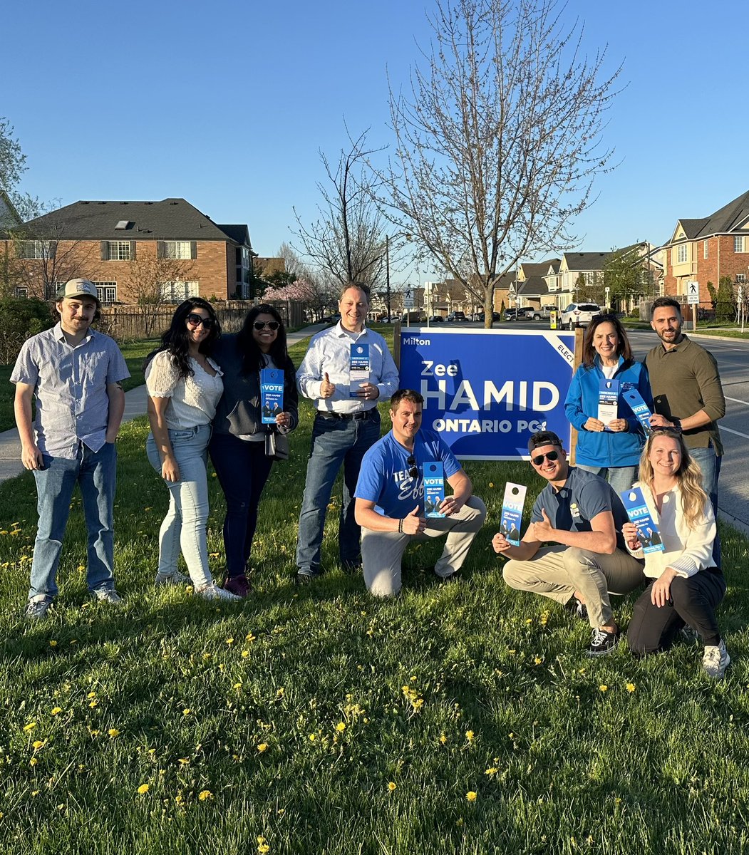 Getting out the vote right to the end for @zeeinmilton, along with @Effie_ONB & @stcrawford2.

We are grateful to the massive turnout of @OntarioPCParty volunteers tonight. 

Now, let’s #GetItDone.