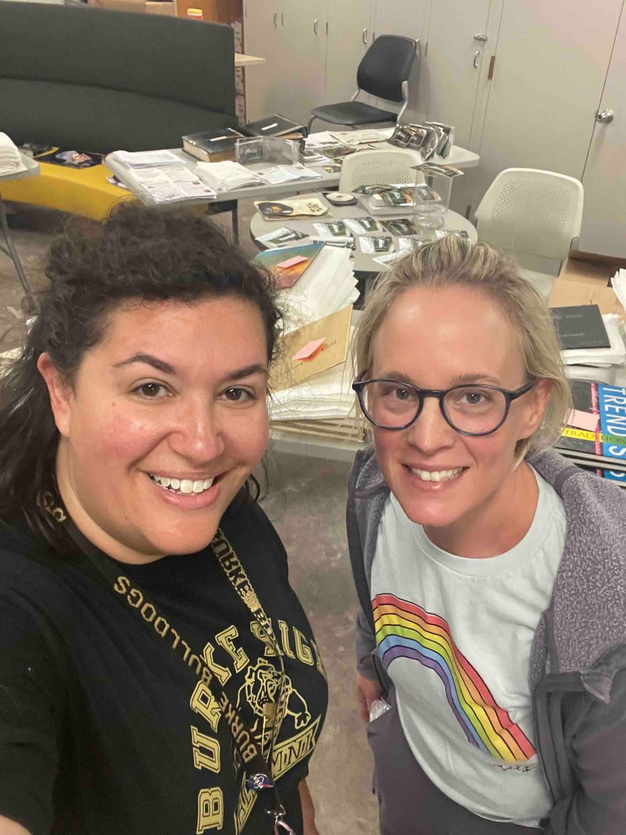 🌪️ turn into 🌈! We’ve been having so much fun connecting with our alumni as we salvage the yearbooks damaged in the storm. ✔️ out the story behind it all tonight on the 10 pm news on 6 News WOWT ! #BulldogsUnite #BulldogStrong #BulldogPride burkehighalumni.com/donate/