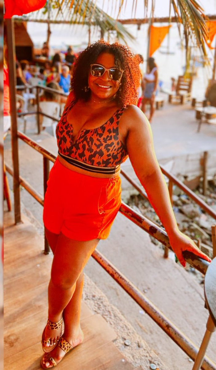 cacheada\, image size:703x1200