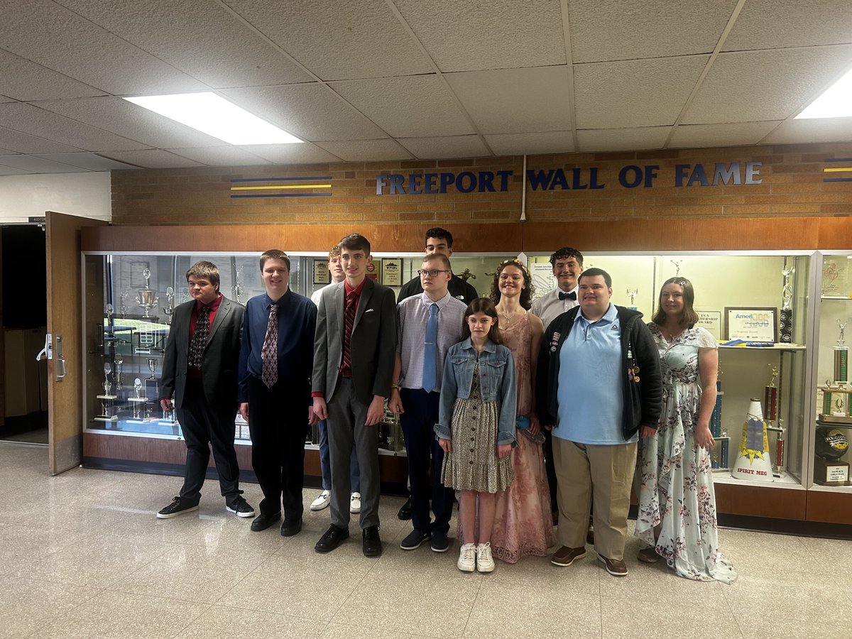 So proud of Mrs Pollino, Mrs Phillips, and Mrs Boroski’s class and their student assistants for going to their Prom today. Don’t they look great?! :)