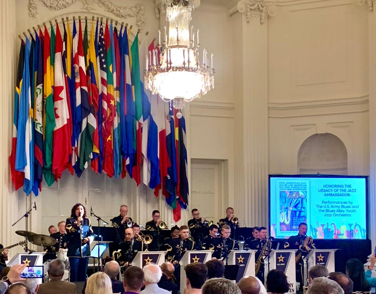 🎶 Their performances were a powerful tribute to the transformative power of jazz, integration & civil rights.