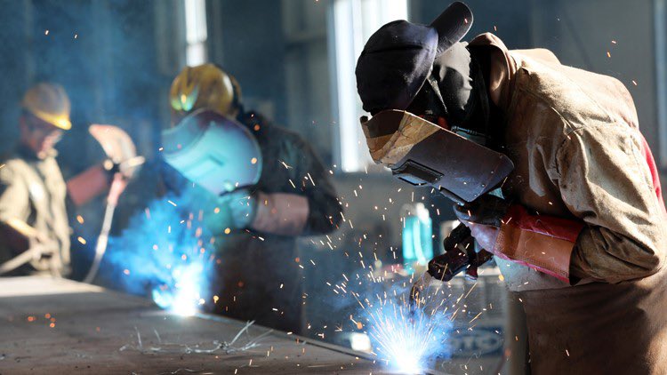 Ontario unveils a new fast-track plan allowing high school students aspiring for trades careers to allocate 80% of their time to training and 20% to academics starting this fall.