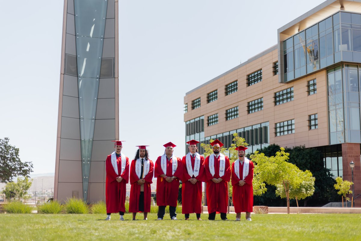 Congratulations to our Graduates 👏🎓 #UtahTechBlazers