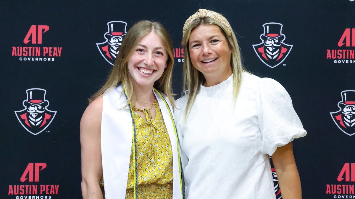 Sashed up and ready for tomorrow!🎩⚽️ #GovsGetBetter | #LetsGoPeay