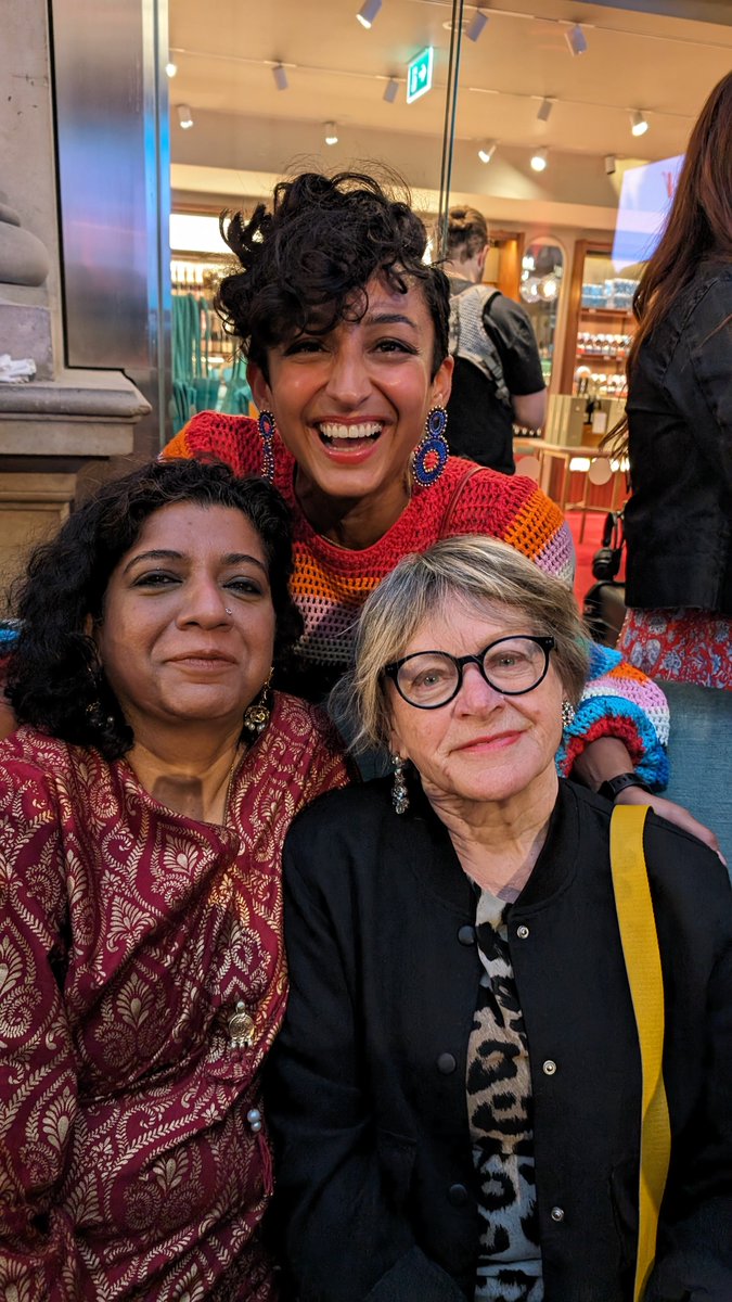 I took just one snap from tonight's @Fortnums #FANDMAwards and it was with two titans of the industry: @TIME's #TIME100 Most Influential People @Asma_KhanLDN & winner for best audio @SheilaDillon @BBCFoodProg 🌟 It was an honour to be a judge this year, a huge congrats to all!