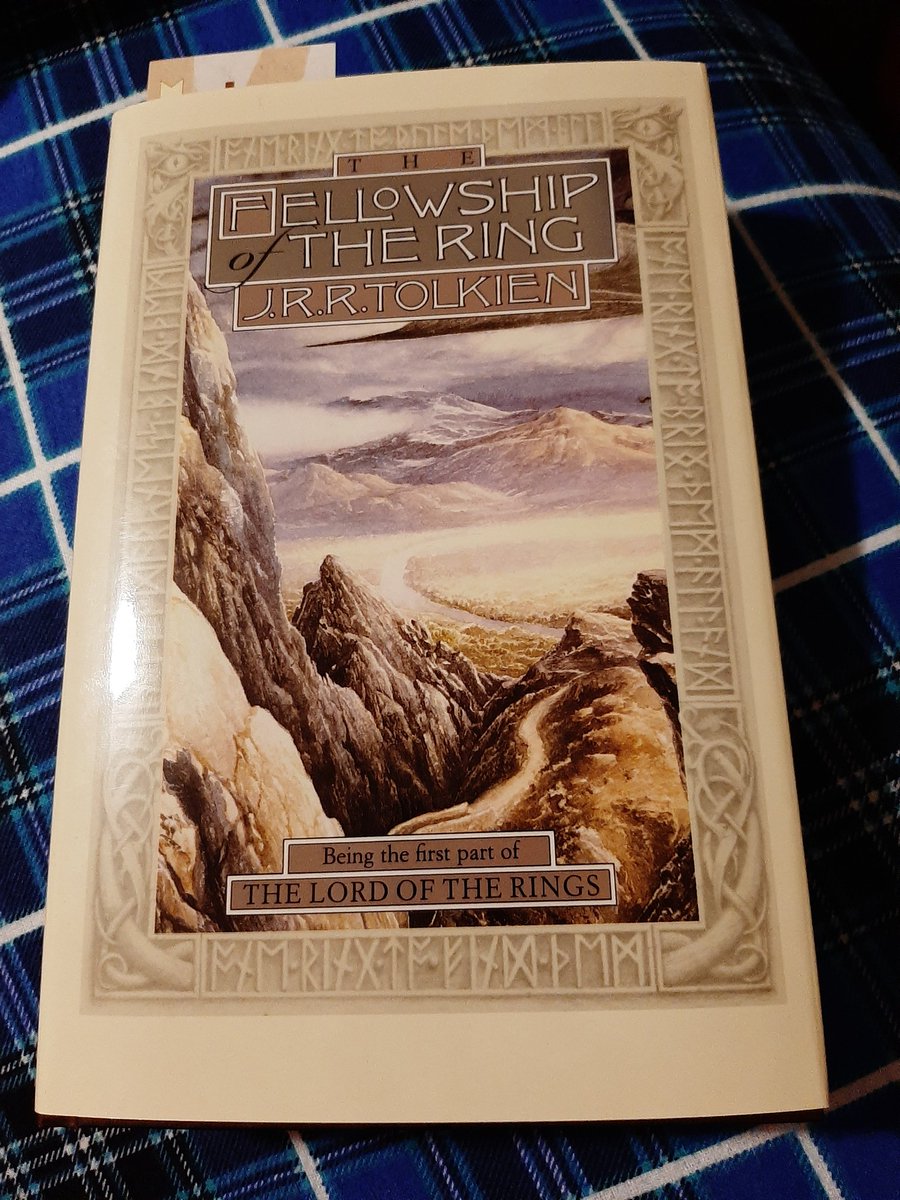 Back to my umpteenth re-read through The Fellowship of the Ring. I should be on the edge of the Old Forest by the time I turn in for bed tonight. #LOTR #Tolkien