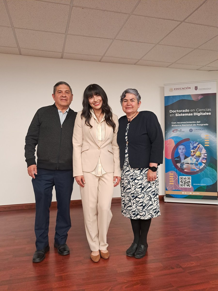 Citediipn's tweet image. Felicitamos a Cynthia Olvera Pimentel por su obtención del grado de 🎓Doctora en Ciencias en Sistemas Digitales de @CITEDI con el tema: &quot;Clasificación de señales EEG mediante cómputo inteligente cuántico&quot;.

¡Muchas felicidades Dra. Olvera! 🤗💻📚📊

#IPN #Citedi #Posgrado