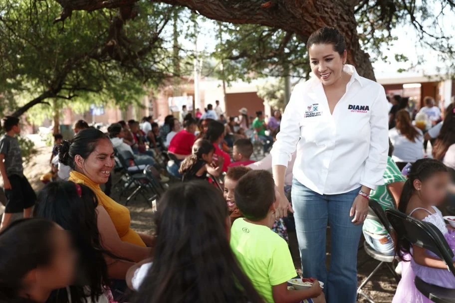 🙌Gracias Palenque por su apoyo y confianza. Presentamos nuestras propuestas: 
✅ Que vuelva el seguro popular
✅más apoyo para las mujeres  
✅garantizar una educación de calidad. 
✅ Agua para todos. 
Juntas y juntos ¡ Claro que podemos!
🙋🏻‍♀️🙋‍♂️
#ClaroQuePodemos Vota este 2 de…