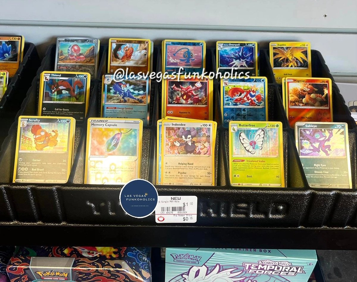 Looks like @gamestop is starting to sell Pokémon Singles. This May vary depending upon store location.

#pokemon #pokemoncollectors #pokemoncards #pokemoncommunity #fyp #Vegas #getoffthecouchandhunt #pokemoncollection #pokemoncard #gamestop