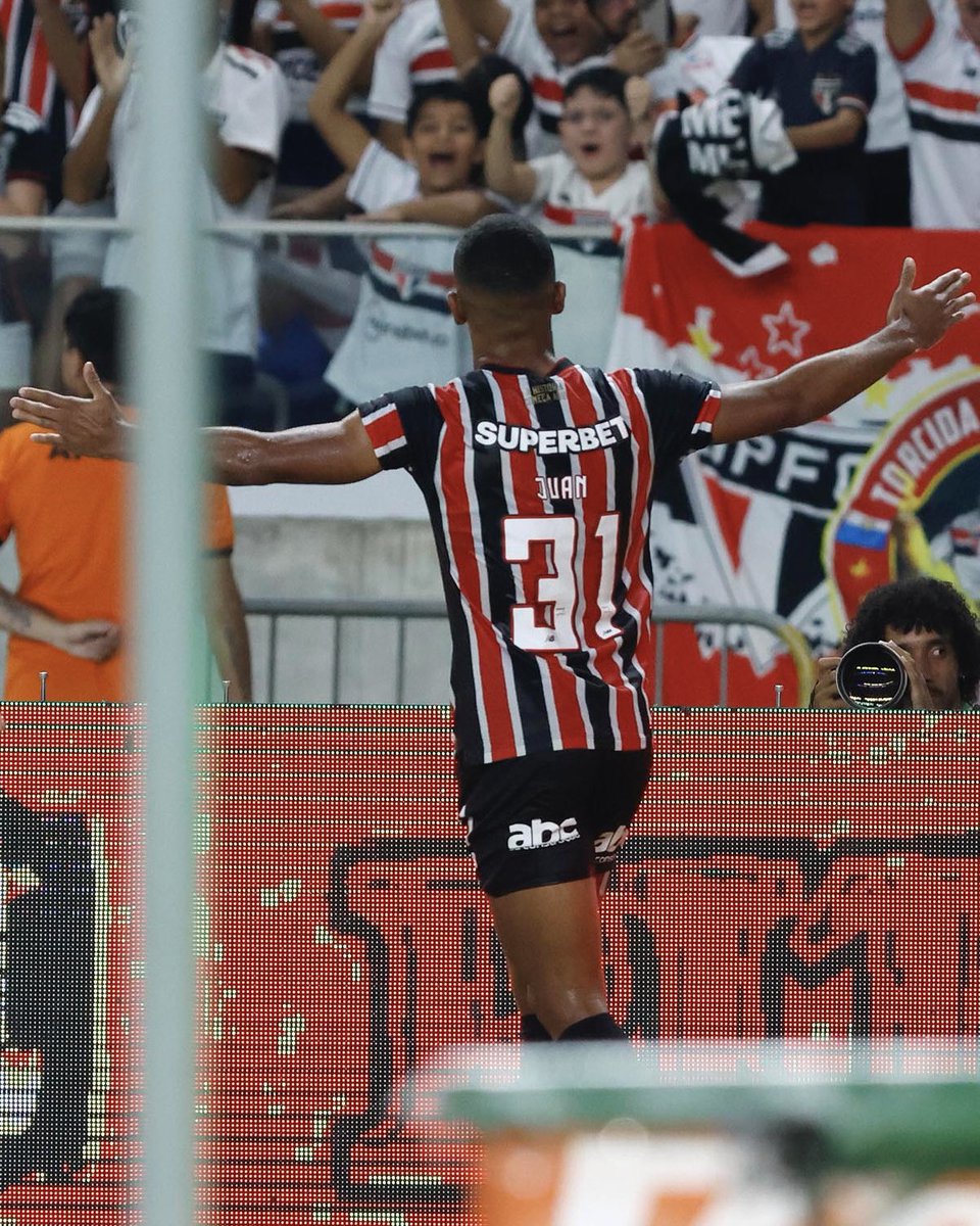 ⚽️⚽️ Juan marcou os dois primeiros do Tricolor em Belém!

#VamosSãoPaulo 🇾🇪