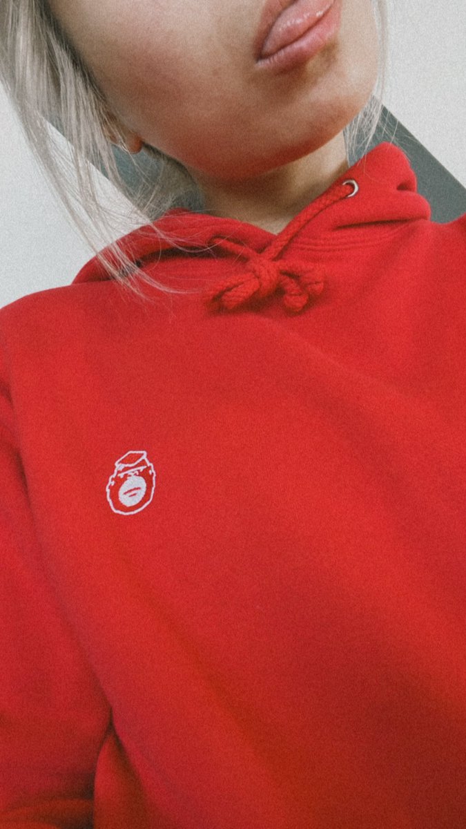 every time I see a red hoodie on the streets, I eagerly hope it’s a 🦍@DegenApeAcademy hodler… it never is…yet 👀