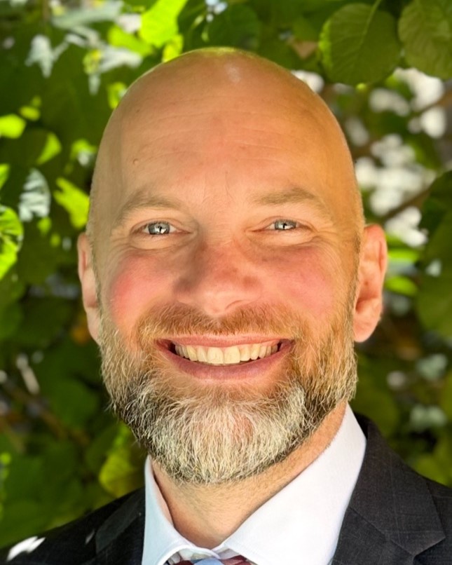 FCUSD is pleased to announce the hiring of Erik Swanson as its next Superintendent. Mr. Swanson will take office on July 1.  A full press release is on our Facebook post and will be posted on our new website soon. Welcome to #TeamFCUSD Mr. Swanson!