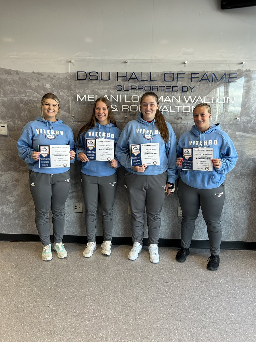 SoftballViterbo's tweet photo. Congratulations to our All-Conference award winners!! Makayla Nortman, Marissa Carter-Olson, Megan Jardine, and Morgan James were chosen for 2nd team. Makayla Nortman and Courtney Denton were chosen for the golden glove team! Go V-Hawks!! https://t.co/4bRI7AA0AR