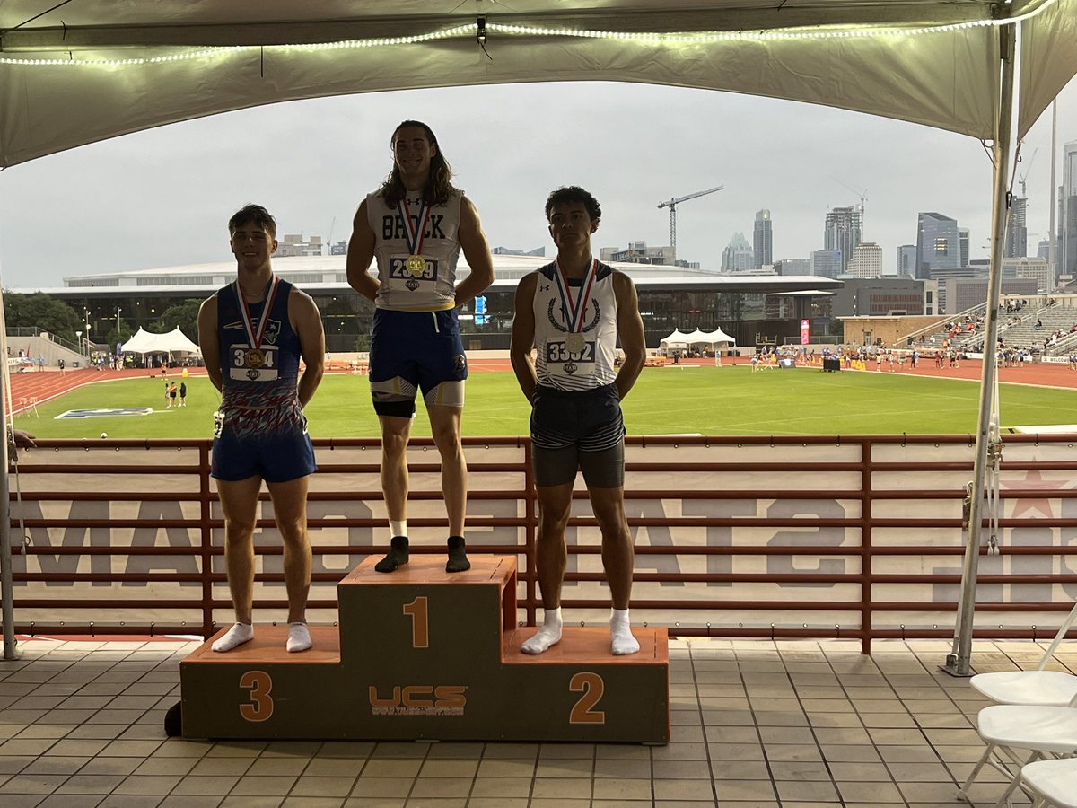 2024 3A 300H STATE CHAMP! Dylan wins with another career best of 37.39!! What a way to finish a great career for Dylan! @dylanfoster24 @brockathletics