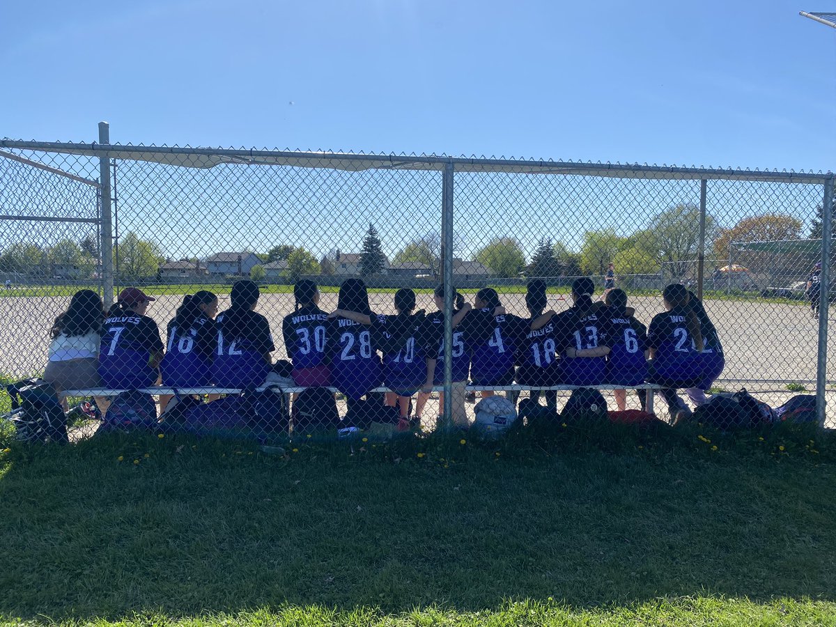 It’s softball season! ⚾️ ☀️ <a href="/MissScott93/">Makenzie Scott</a>  <a href="/WilfridJuryPS/">Wilfrid Jury PS</a>
