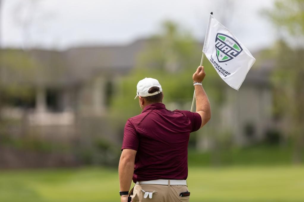 Hard to believe the boy just completed his Freshman Year of College. Proud of what he accomplished! Many peaks and valleys and he learned a lot about a lot!!  But now it’s time to rejuvenate, refine and reconnect. “Your off-season attitude determines your in-season altitude.” 😎