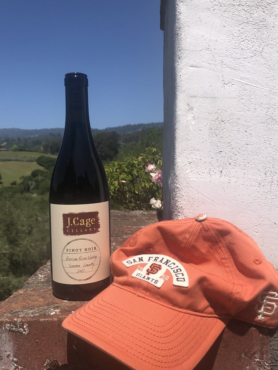 An old school SF Giants cap is one of my favorites. #PinkSociety