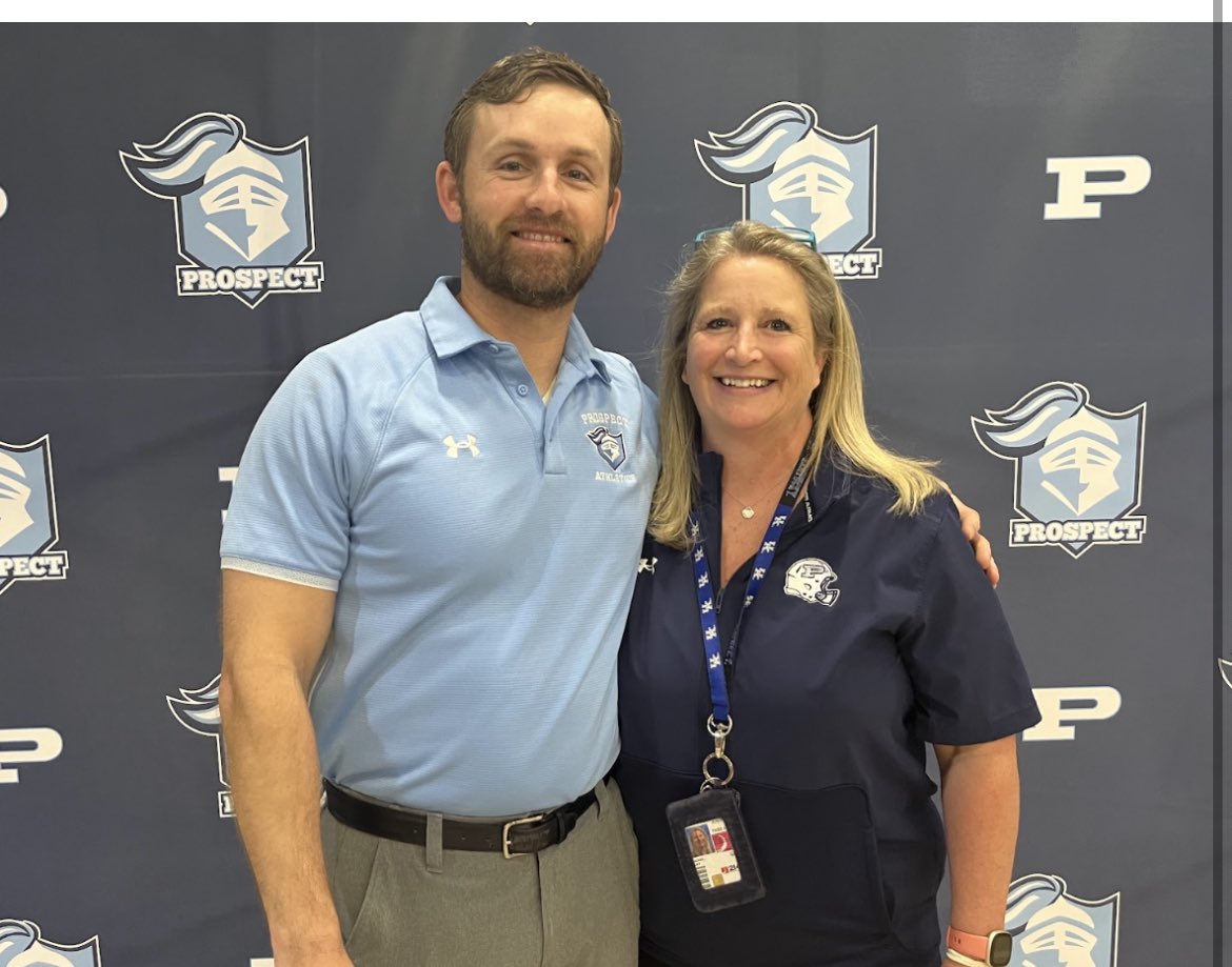 Congrats to Amy Nickel on her Service to Athletics Award. The backbone of our athletic department! Rarely do you get to work with someone that truly puts others before their self. We are LUCKY to have you! @KnightsofPHS @PHS_A_Boosters