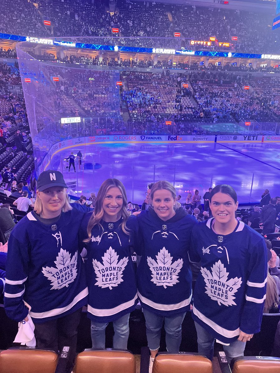 BRINGING THE PASSION. 🗣️🗣️🗣️ @MapleLeafs 

Thank you for hooking us up with tickets, @CanadianTire!