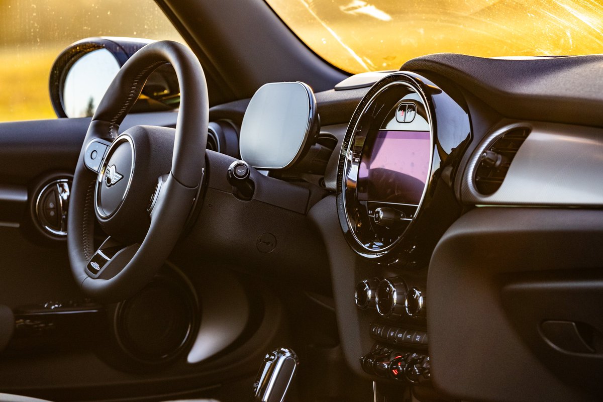 Vous préférez quel intérieur :
- Cupra Formentor
- BMW i4
- Tesla Model Y
- Mini JCW