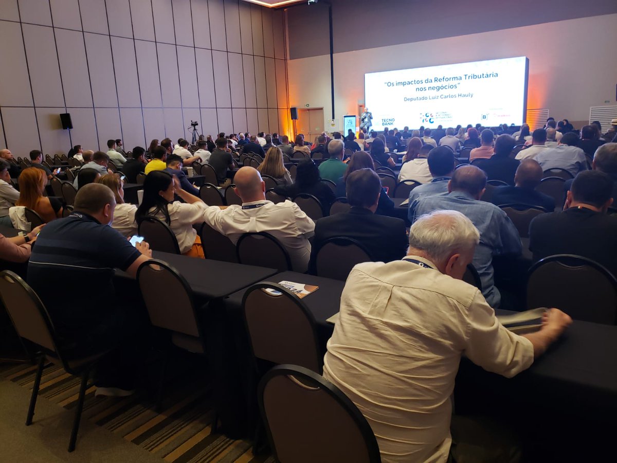 deputadoHauly's tweet image. Hoje em Campinas fiz uma palestra especial sobre a Reforma Tributária e seus impactos nos negócios de consórcios.

O evento foi 44° CONAC &amp;amp; 36° CONAEC &amp;amp; 29ª ExpoCONAC - Congresso das Administradoras de Consórcios.

#ReformaTributária #Consórcios  #Hauly #DeputadoHauly #ExpoConac