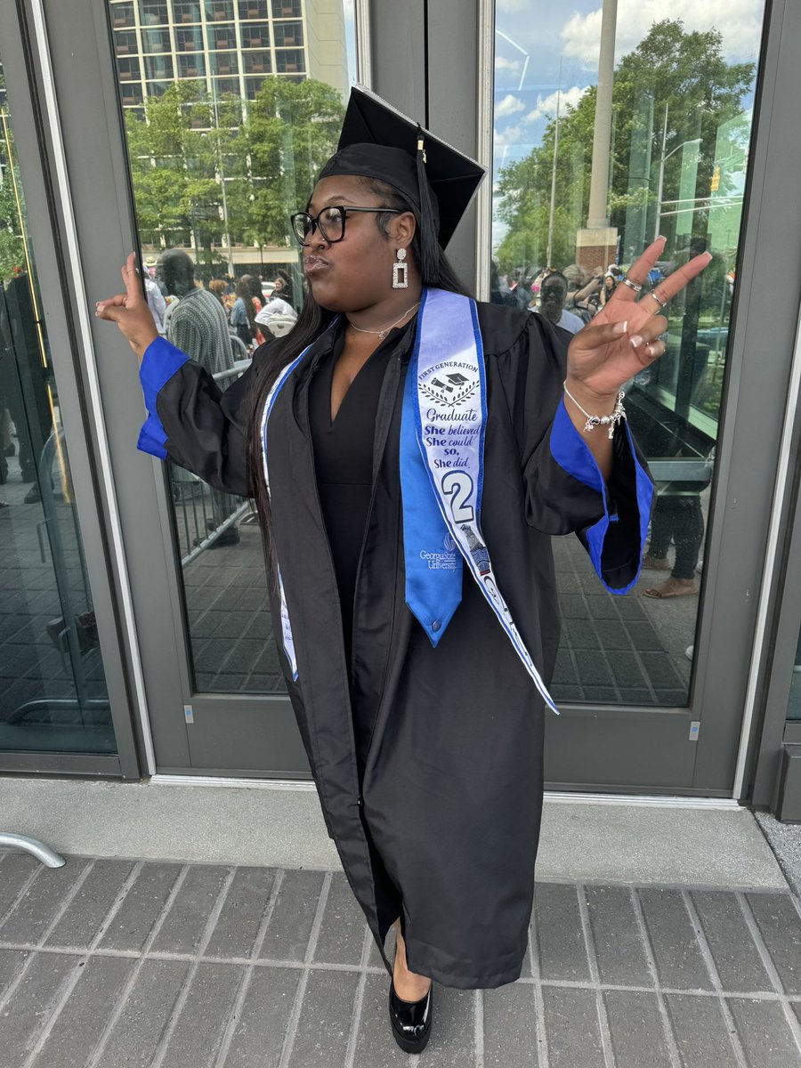 Mwahhhhh GRADUATEDDDDDDD 
#gsu24 🐾💙