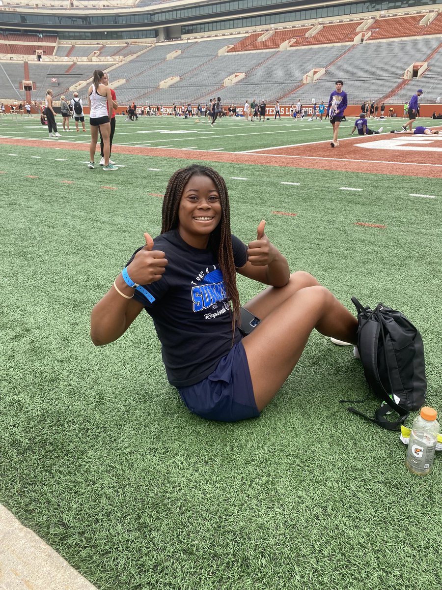 Best manager trainer, warm-up partner, workout partner, stretching partner, bag carrier, cheerleader, meal selector in the STATE of TEXAS! Thank you for all that you do Destiny Arinze!