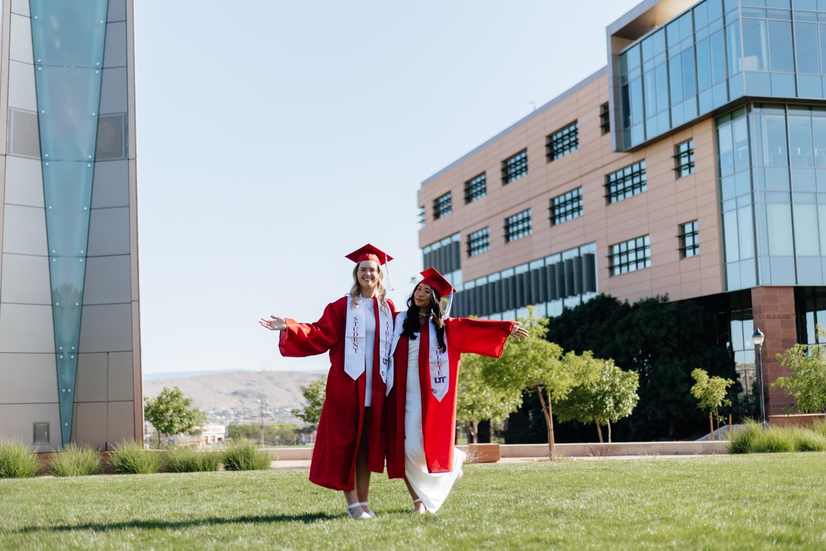 Congratulations to our amazing graduates 🩷🎓

#UtahTechBlazers