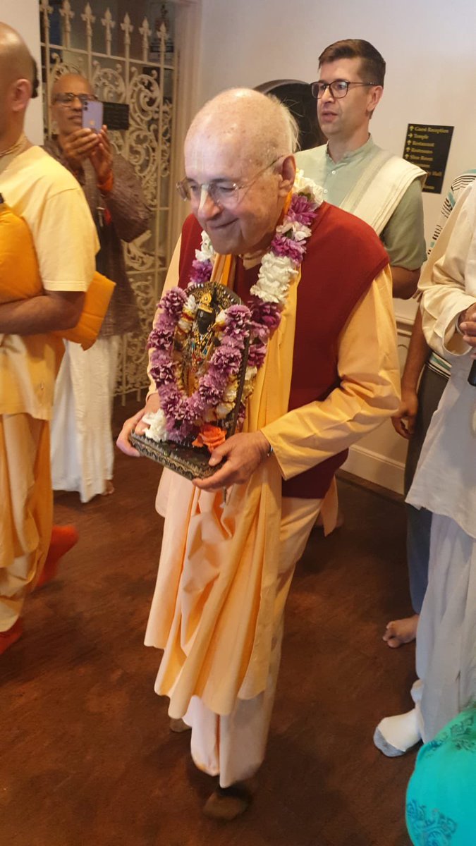 The Rath Yatra was blessed by Shree La Giriraj PrabhuJi at ISKCON Dallas.

He is the one who established one of the famous ISKCON Mandir in Juhu Mumbai at the age of 20