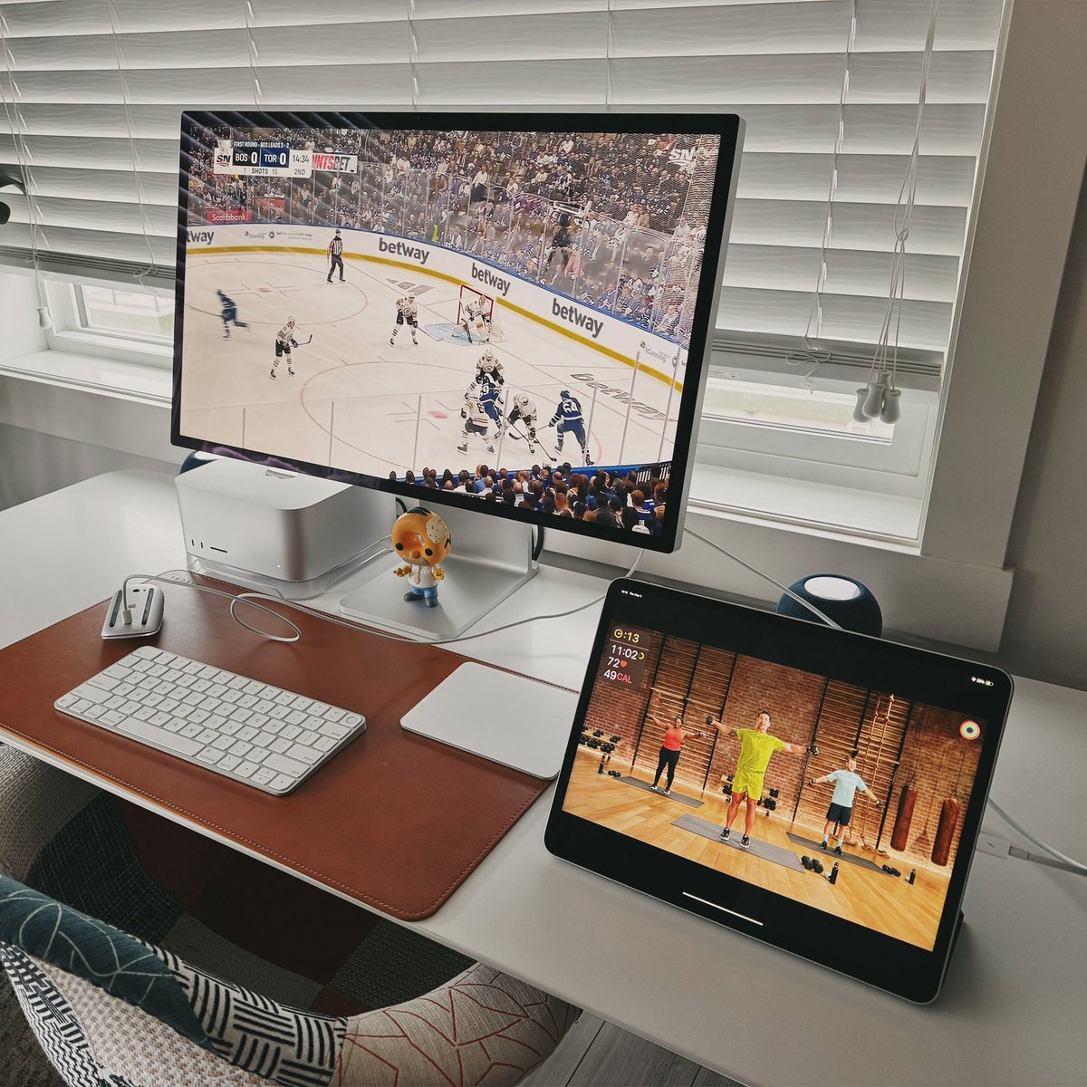 When you need to workout but hockey is life! 🏒