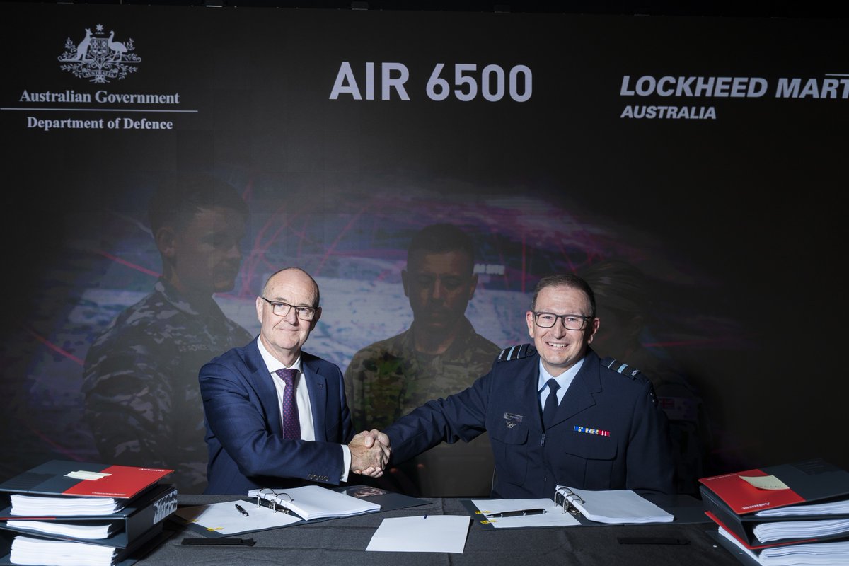 A significant collaboration with 🇦🇺 industry, #YourADF has signed @LockheedMartin Australia to advance the Joint Air Battle Management System under Project AIR6500. Enhancing ADF’s integrated air and missile defence capability.

📖bit.ly/4bpiJxf

#AusAirForce