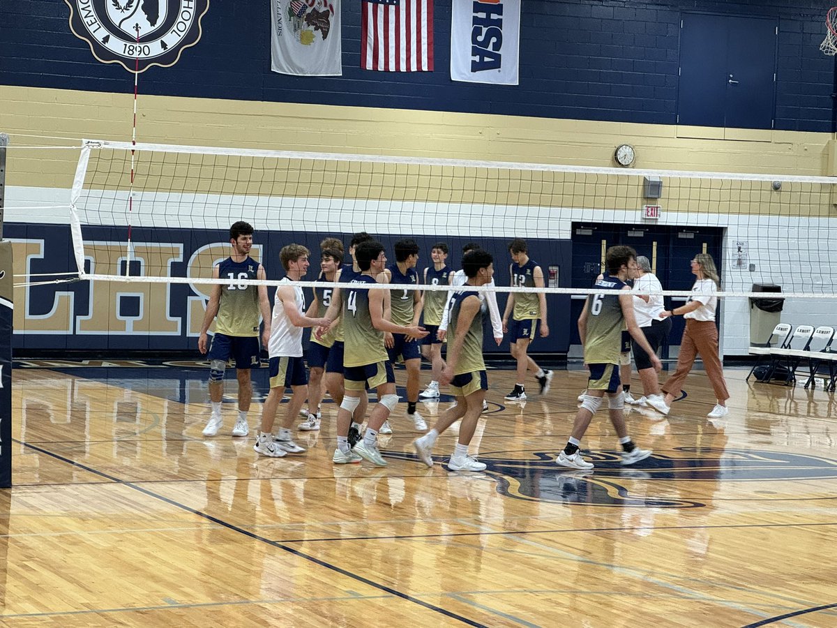 Congratulations @LHSVolleyball5 on your victory over Eisenhower. Keep it going! #GoLemont #WeAreLemont