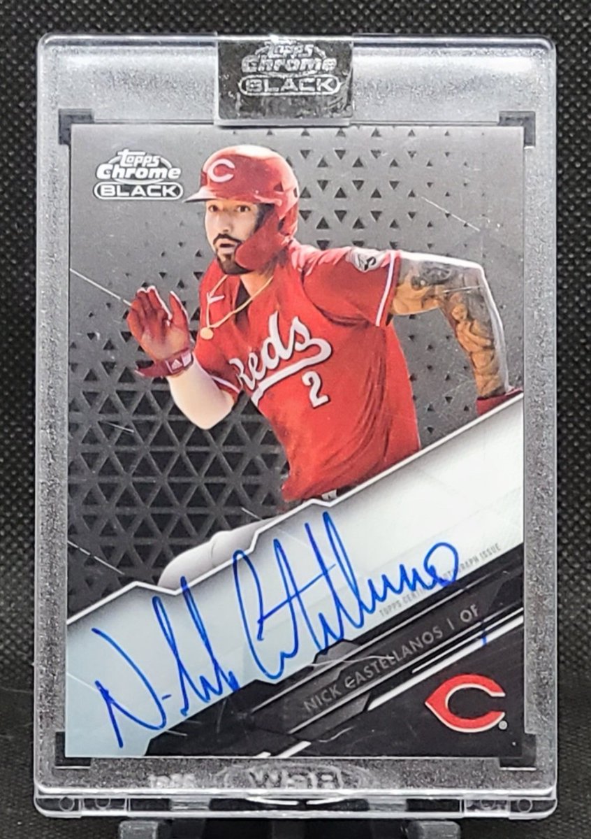 Absolutely INSANE and completely unexpected mailday for #RAKoftheday from @goldlinecards 🔥🔥🔥 incredible addition to the Reds PC, as there's  a deep drive into deep left field...BOOM!
