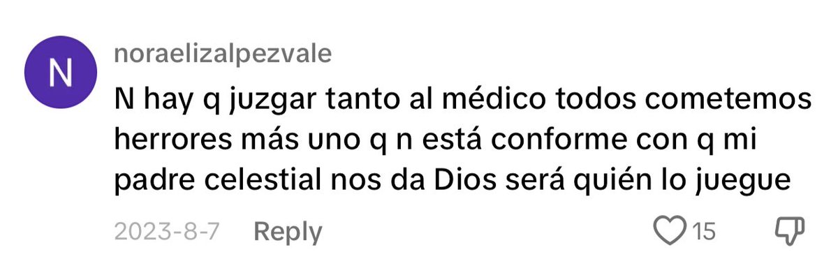 Aquí les traigo screenshots de señoras defendiendo a Malouf algunas hasta dan asco