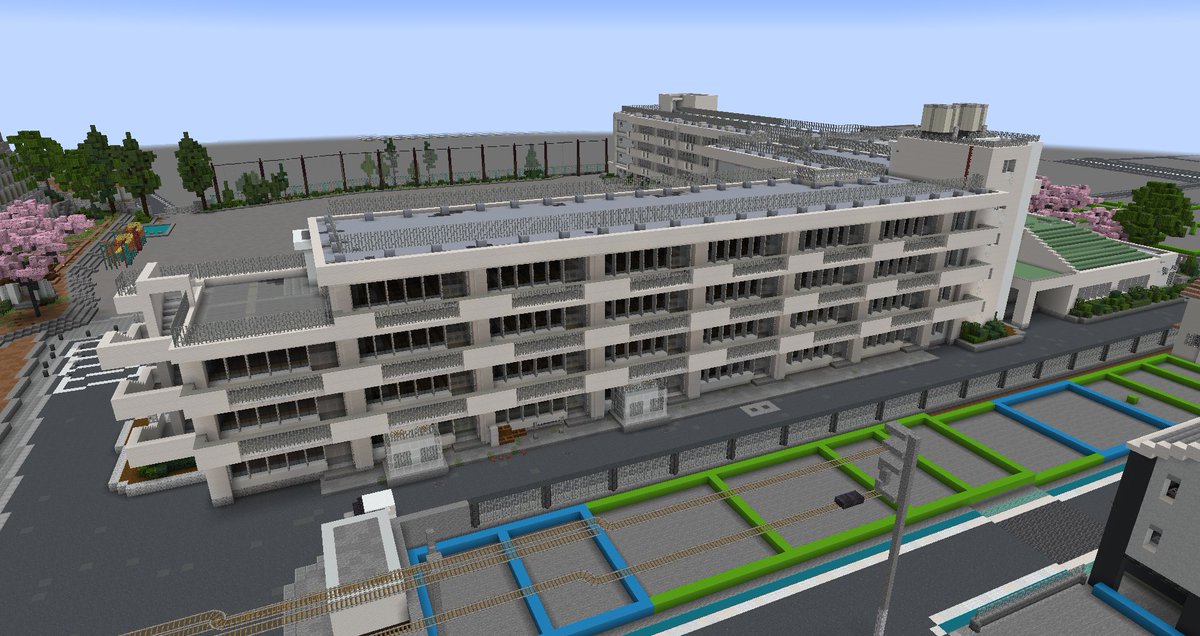 #尾田市 #Minecraft 
#Minecraftbuilds #minecraft建築コミュ 
公立小学校を作りました。
横浜市内の公立小学校をモデルにしています。
実はフル内装で作ってます(↓リプに続く)