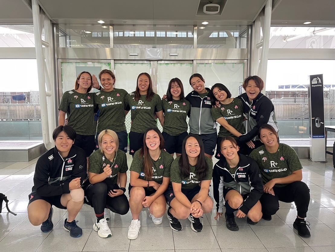 @JRFURugby Sakura 7s play France & USA today and SA on Saturday. Captain Yume Hirano told us “I am really proud of this Japan team to be here in Singapore and representing Asia on the @SVNSSeries . We are very excited to be here and play in front of this crowd this weekend.”