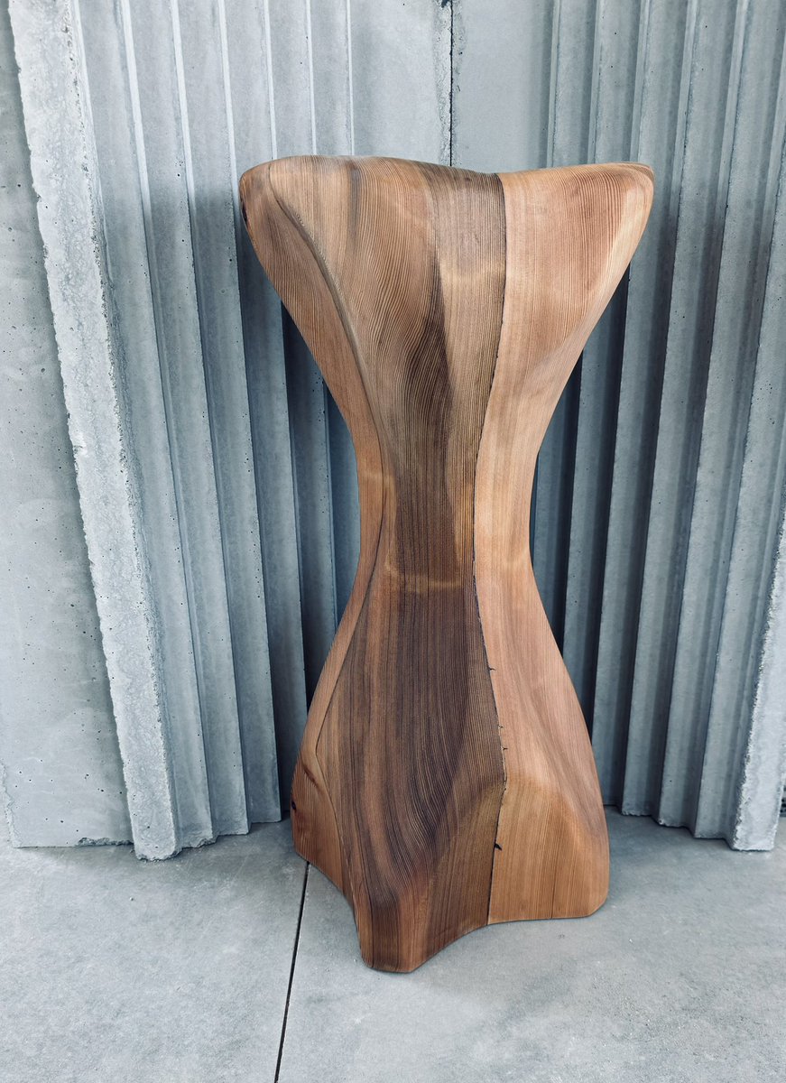 I love the architecture of Carlo Scarpa and Antoni Gaudi, I think brutalism is underrated,I enjoy a nice apse so I made a kitchen island that mixes them all together.