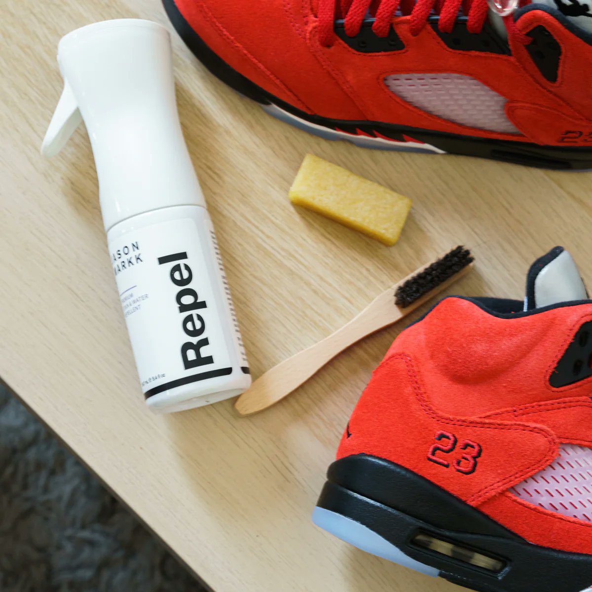 snkr_twitr's tweet photo. AD: Get 30% off Jason Markk Cleaner Kits w/code 110839

Starter Box https://t.co/yvymIiRClY
Starter Kit https://t.co/8ltb8vJHpm
Hat Care Kit https://t.co/xLZzGdx1ji
Suede Kit https://t.co/s1RYjP83PG
Premium Shoe Cleaner https://t.co/Rgkk6ikbDW https://t.co/6VlOEk3JDz
