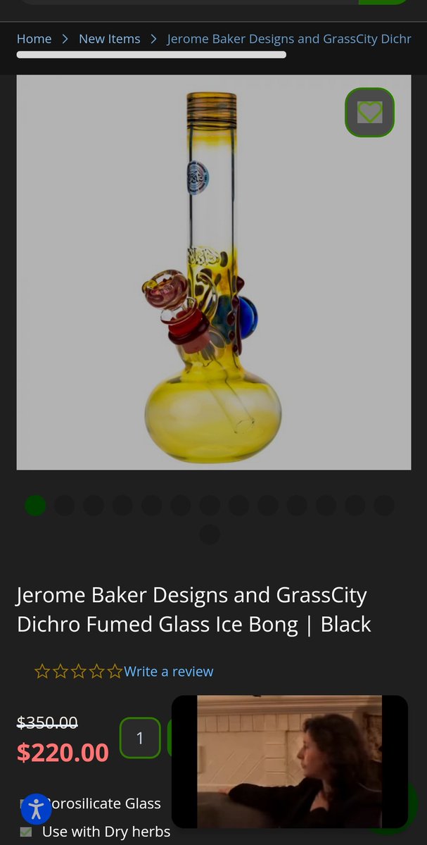 Zakkthemaniac's tweet image. So beautiful,  and the bong i was looking into getting!!!!!!!!
