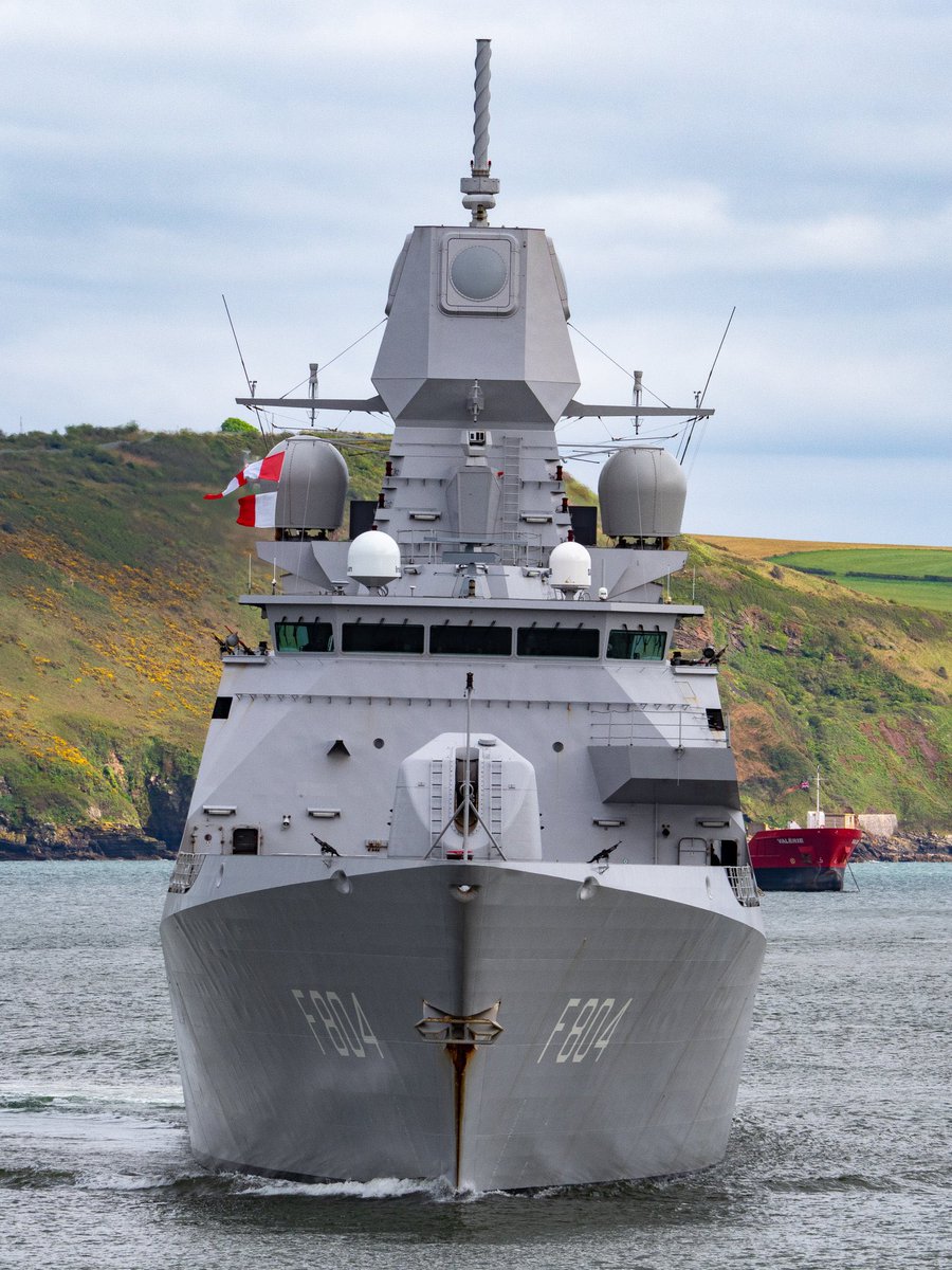 Royal Netherlands Navy De Zeven Provinciën-class frigate HNLMS De Ruyter (F804) coming into Plymouth, England May 2, 2024 #hnlmsderuyter #f804

SRC: TW-@TomLeachPhotos
