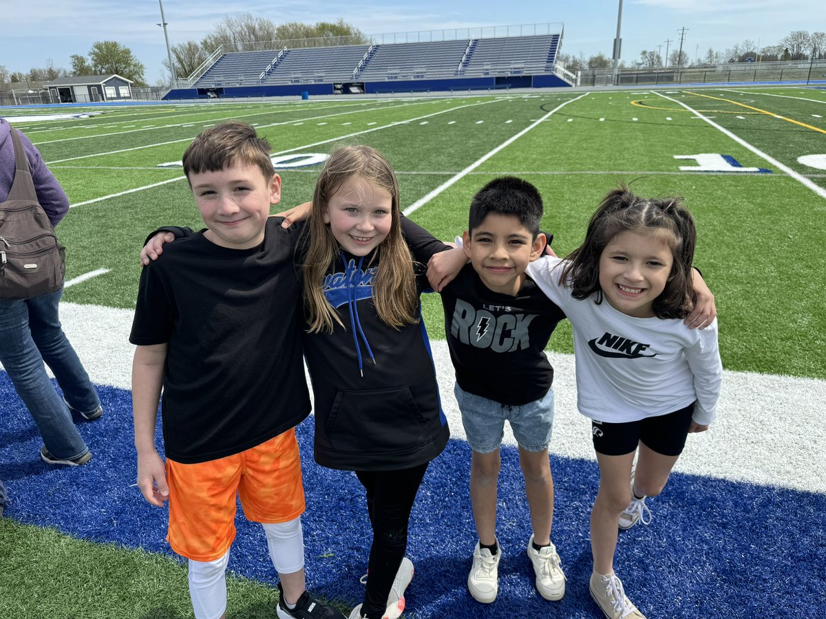 kennahein's tweet image. Wilson track &amp;amp; field day was SO much fun! 👣🤩 @Owatonna761 #owatonnaproud #wilsonelementary