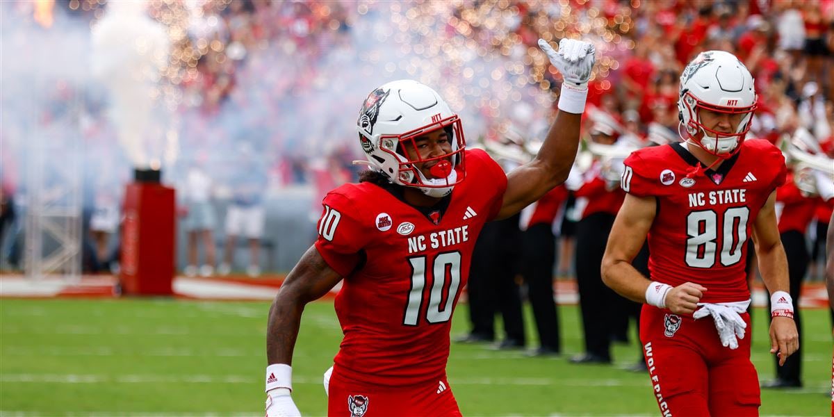 Blessed to receive an offer from NC State University! @31_CoachFAL @coachjames29 @Coach_I_Cooper @myersparkfball @TheRealC_Portis @adamgorney @On3Sports @pepman704 @MohrRecruiting @RivalsFriedman @djackson_legacy @Abethea41 @On3Recruiting @247Recruiting @CoachMcCannERT